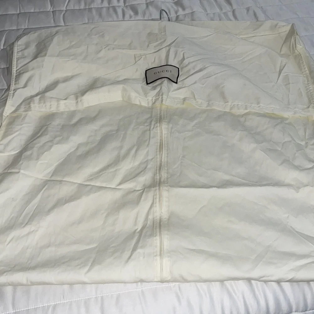 NWOT Gucci cloth garment bag